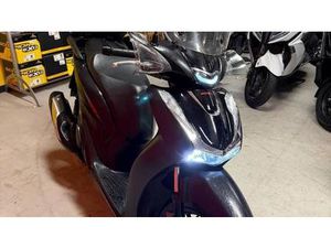 VENDO HONDA SH 125I SPORT (2022 - 23) USATA A RAPALLO (CODICE 9900640) - MOTO.IT