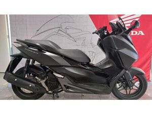 VENDO HONDA FORZA 125 ABS (2015 - 16) USATA A VITERBO (CODICE 9898359) - MOTO.IT