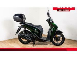 VENDO HONDA SH 150I VETRO (2024 - 25) USATA A ROMA (CODICE 9898011) - MOTO.IT