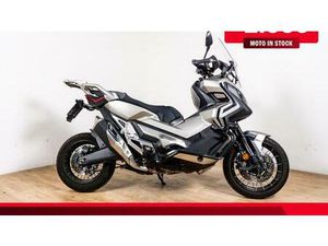VENDO HONDA X-ADV 750 (2018 - 20) USATA A ROMA (CODICE 9897110) - MOTO.IT