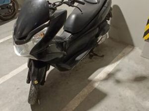 PCX 125 ANO 2013 54K RODADO BEM ESTIMADA ODIVELAS