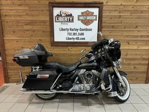 2005 HARLEY-DAVIDSON® ELECTRA GLIDE® STANDARD VIVID BLACK FLHTI