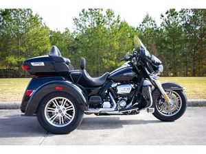 2019 HARLEY-DAVIDSON TRI GLIDE ULTRA