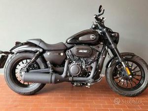 KEEWAY V302-CUSTOM-V2