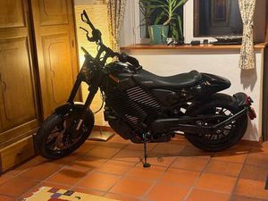 LIVEWIRE S2 MULHOLLAND LIQUID BLACK