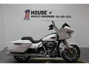 2024 HARLEY-DAVIDSON® ROAD GLIDE® WHITE ONYX PEARL