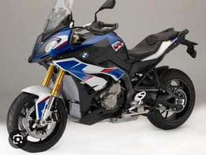BMW S1000XR