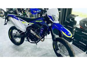 VENDO SHERCO 125 4T SM-RS FACTORY (2023 - 25) NUOVA A RAVENNA (CODICE 9714709) - MOTO.IT