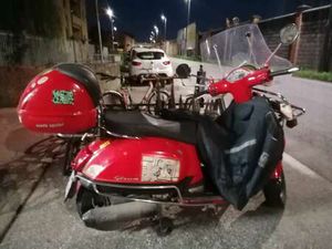 PIAGGIO GTS 250 GTS250IE ROSSO