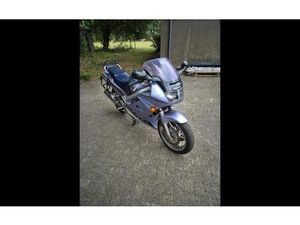 HONDA VFR 750 ŔC36 / 1