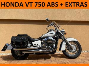 HONDA VT 750 MIT ABS SHADOW CLASSIC + EXTRAS NUR 4150KM 46PS