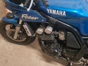 YAMAHA 600 FAZER