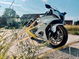 YAMAHA YZF-R 7 WORLD GP 60TH ANNIVERSARY EDITION / NEU BEREIFT!!!