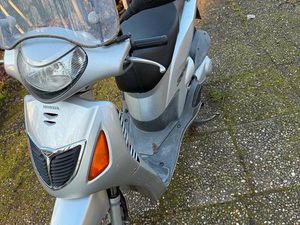 HONDA SH 125 ROLLER SILBER TÜV 2027 LÄUFT EINWANDFREI