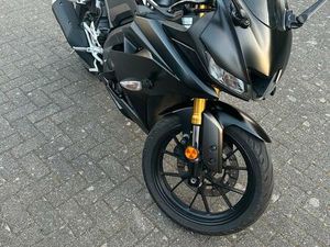 YAMAHA YZF-R 125/2021 ( NEUER ORIGINALER YAMAHA MOTOR)