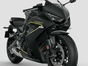 HONDA CBR650R / E-CLUTCH / MODELL 2026