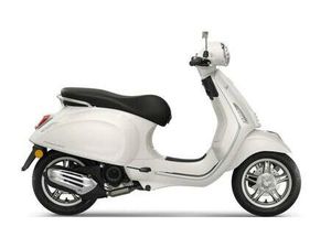 VENDO VESPA PRIMAVERA 50 (2024 - 25) NUOVA A MILANO (CODICE 9898630) - MOTO.IT