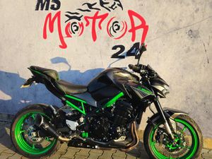 KAWASAKI Z 900
