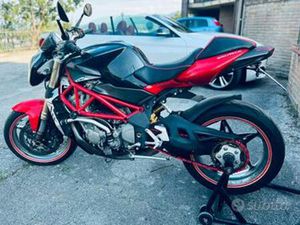 MV AGUSTA F4 BRUTALE 750