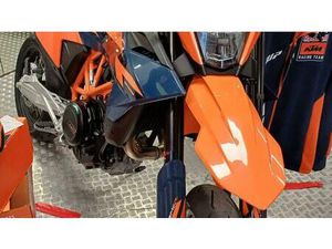 VENDO KTM 690 SMC R (2026) NUOVA A IMPERIA (CODICE 9901238) - MOTO.IT