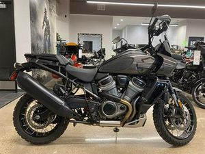 2023 HARLEY-DAVIDSON PAN AMERICA™ 1250 SPECIAL