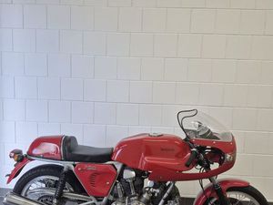 DUCATI KÖNIGSWELLE - 750 SS