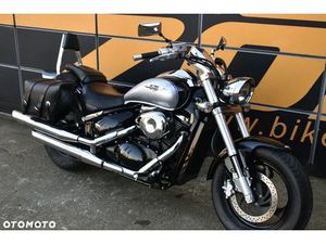 SUZUKI INTRUDER