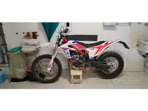 BETA XTRAINER 300 - 2022