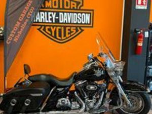 HARLEY-DAVIDSON ROAD-KING