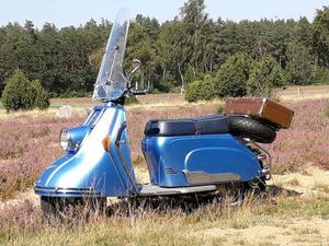 BIETE HEINKEL TOURIST 103A1 BJ 1959 AN