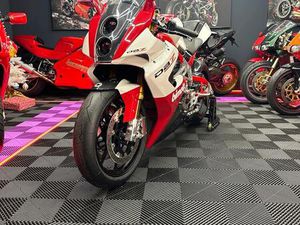 BIMOTA DB7 AUS 1 HAND ÖHLINS NUR 195KM