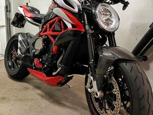 MV AGUSTA BRUTALE 800 RR UNIKAT
