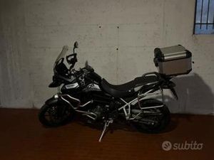 TRIUMPH TIGER 900 GT