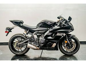 2025 YAMAHA MOTOR CORP., USA YZF-R7