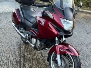 2010 10 HONDA DEAUVILLE NT700 VA ABS NT700V NT 700NICENEW MOT TOURER 14K MILES