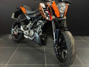 KTM 125 DUKE 2011 125 CM3 | MOTO ROADSTER | 13 800 KM | 71100 CHALON SUR SAONE