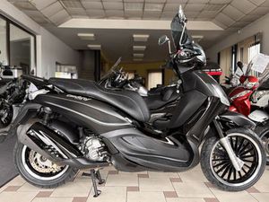 PIAGGIO BEVERLY 300 I.E.-POLICE-ABS-ASR-SAMO 16.600 KM-TOP STANJE, 2017 GOD.