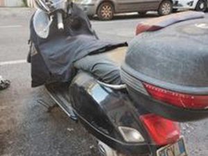 PIAGGIO VESPA 250 GTS