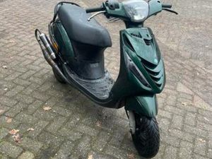 PIAGGIO ZIP 2 TAKT — SCOOTERS | PIAGGIO — MARKTPLAATS
