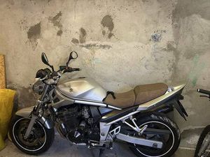 SUZUKI CANTON TESSIN -
