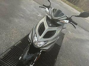 YAMAHA AEROX | JAHRGANG 2021 | TOP-ZUSTAND | 45 KM/H CANTON BERNE -