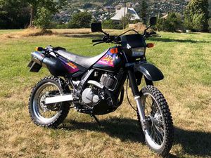 SUZUKI 650 DR