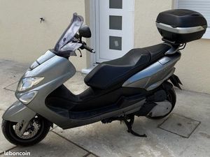 SCOOTER YAMAHA MAJESTY