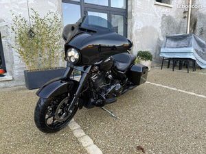 HARLEY DAVIDSON STREET GLIDE SPÉCIAL