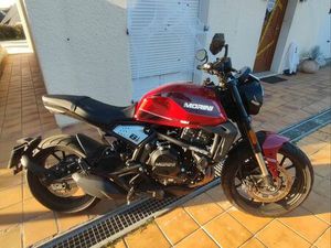 MOTO MORINI SEIEMMEZZO 650 STR