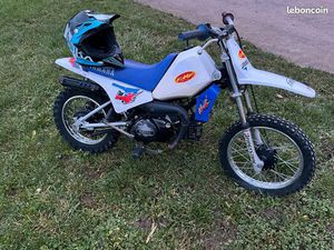 MOTO YAMAHA PIWI