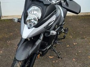 SUZUKI DL 650 V-STROM – PERMIS A2 – TOP CASE