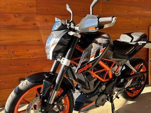 KTM DUKE 390 2015