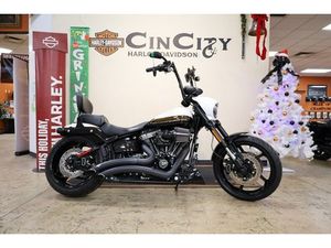 FXSE 2017 CVO™ PRO STREET BREAKOUT®