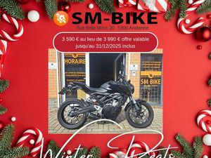 ② HONDA CB 125 R DE 2020 AVEC A PEINE 1 100 KMS !